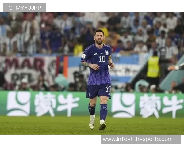 梅西射门击中横梁后麦卡利斯特破门助阿根廷领先1-0 梅西射门击中横梁后麦卡利斯特破门助阿根廷领先1-0