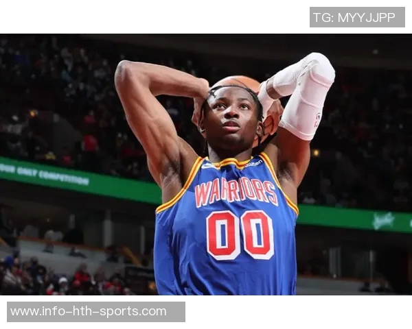 迪林厄姆半场狂砍15分5助攻2抢断展现超强实力引发热议 迪林厄姆半场狂砍15分5助攻2抢断展现超强实力引发热议