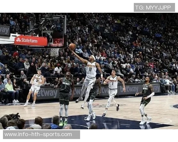 夏季训练成果显著爱德华兹高难度撤步跳投精彩首秀 夏季训练成果显著爱德华兹高难度撤步跳投精彩首秀