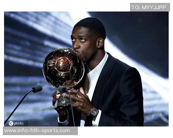 登贝莱盛赞姆巴佩称其必将赢得金球奖的荣耀与认可 登贝莱盛赞姆巴佩称其必将赢得金球奖的荣耀与认可