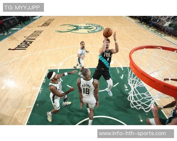 NBA赛季精彩回顾雄鹿战胜骑士快船轻松击败开拓者湖人客场力克国王 NBA赛季精彩回顾雄鹿战胜骑士快船轻松击败开拓者湖人客场力克国王